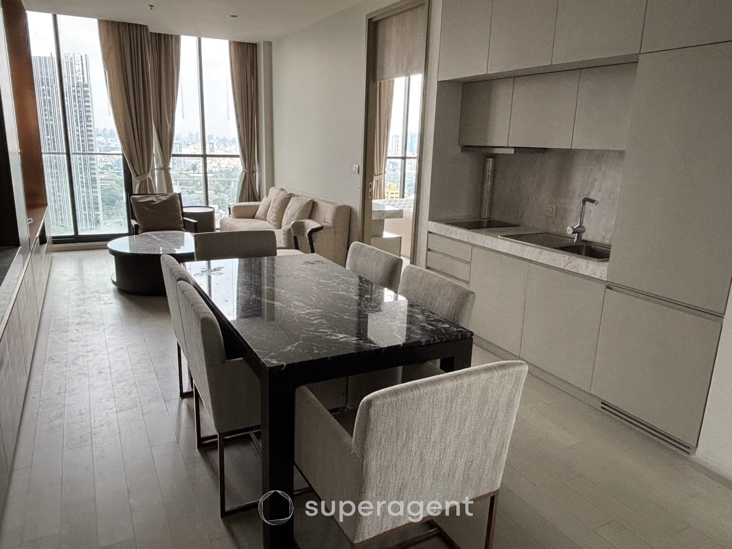 รูปทรัพย์