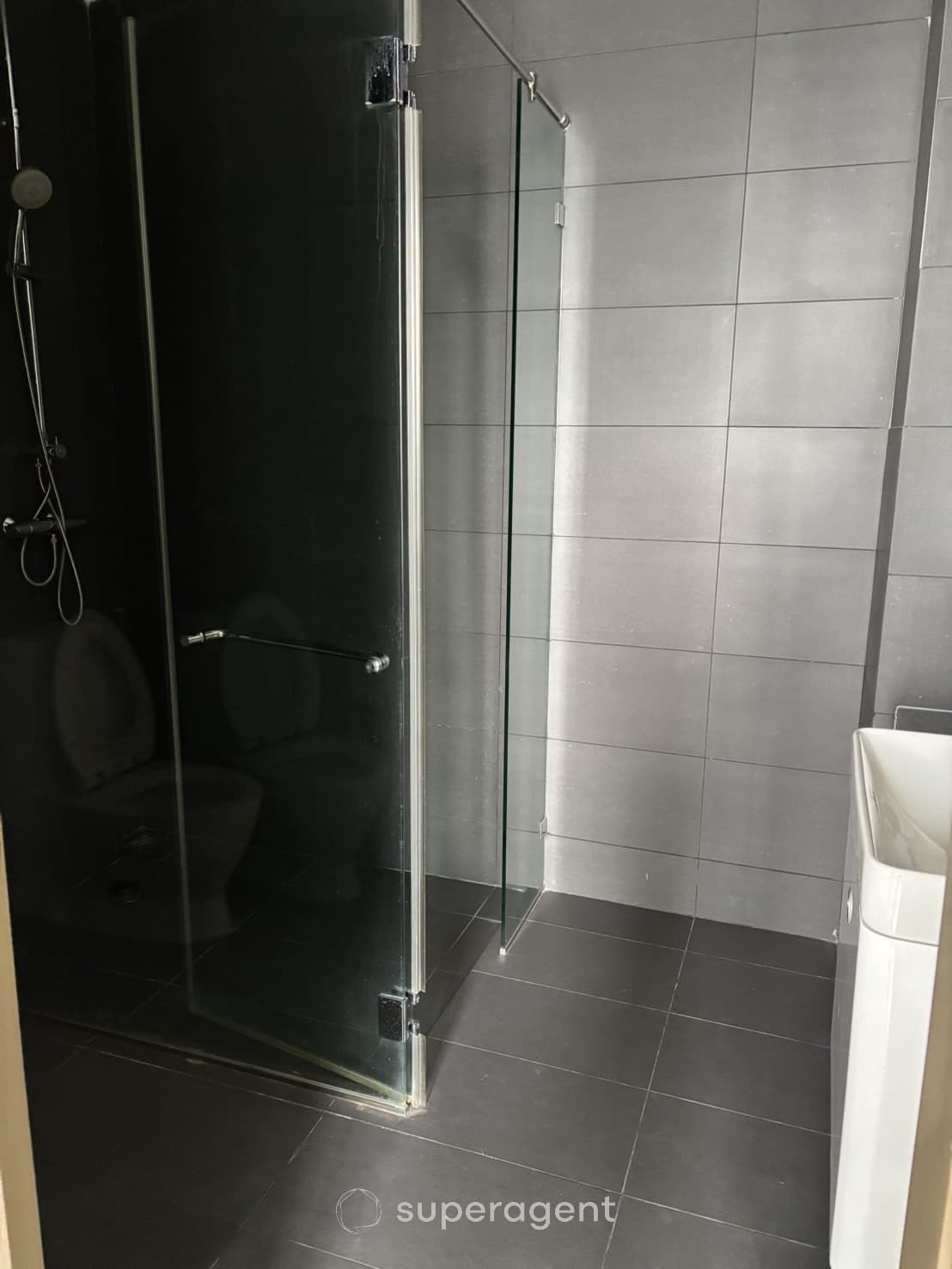 รูปทรัพย์