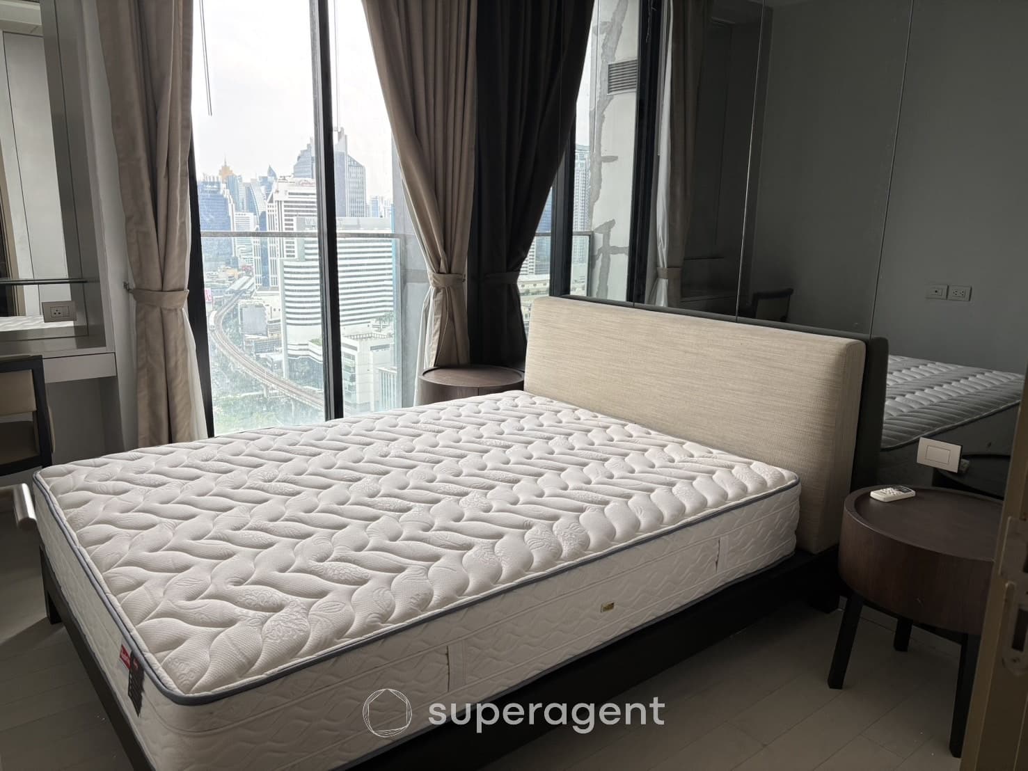 รูปทรัพย์