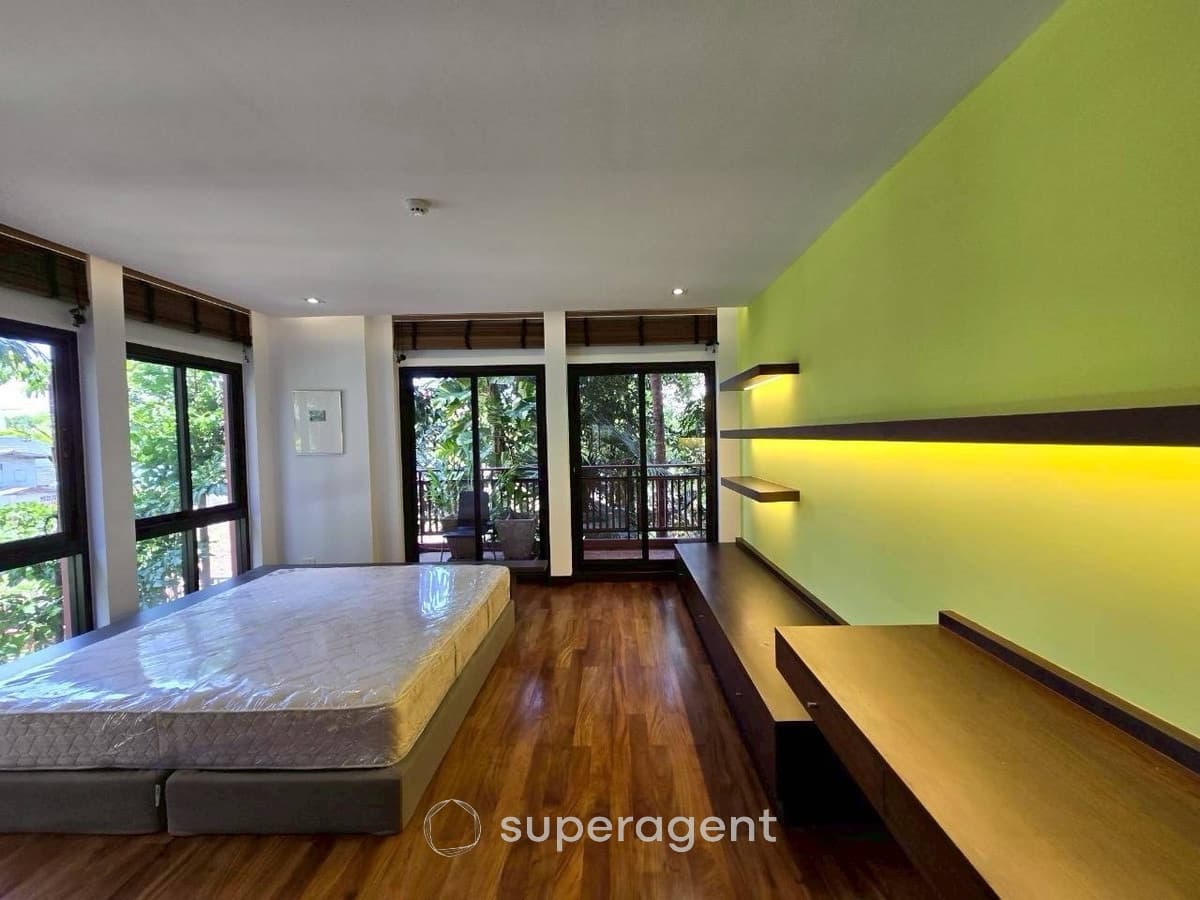 รูปทรัพย์