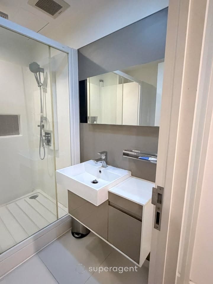 รูปทรัพย์