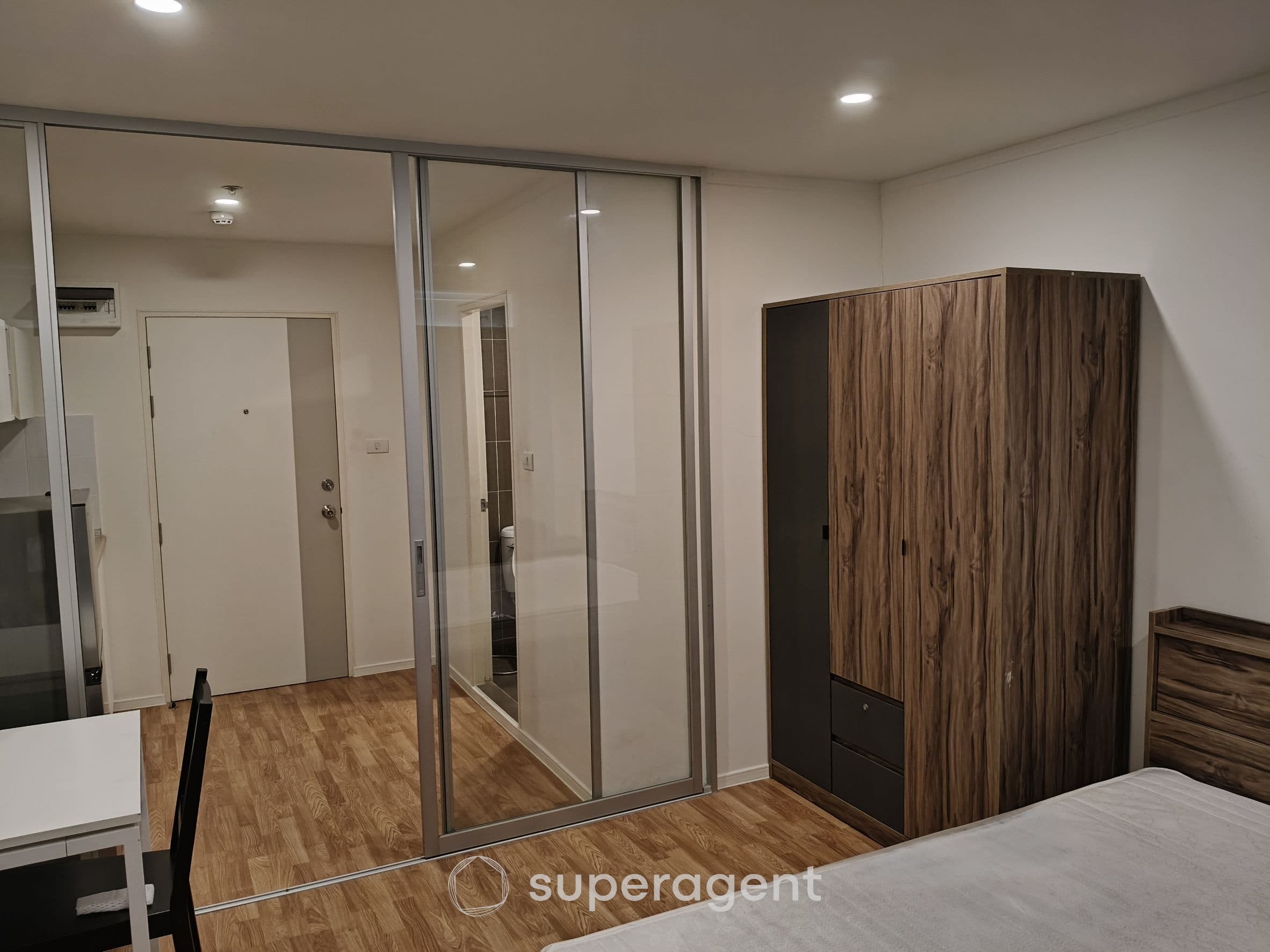 รูปทรัพย์