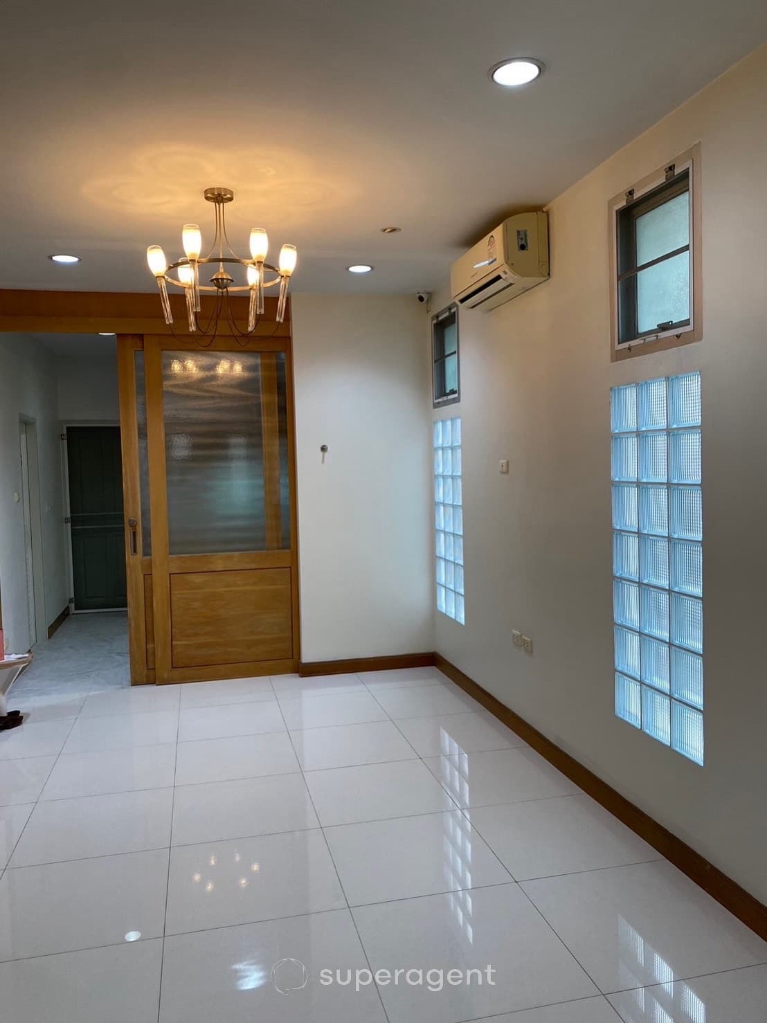 รูปทรัพย์