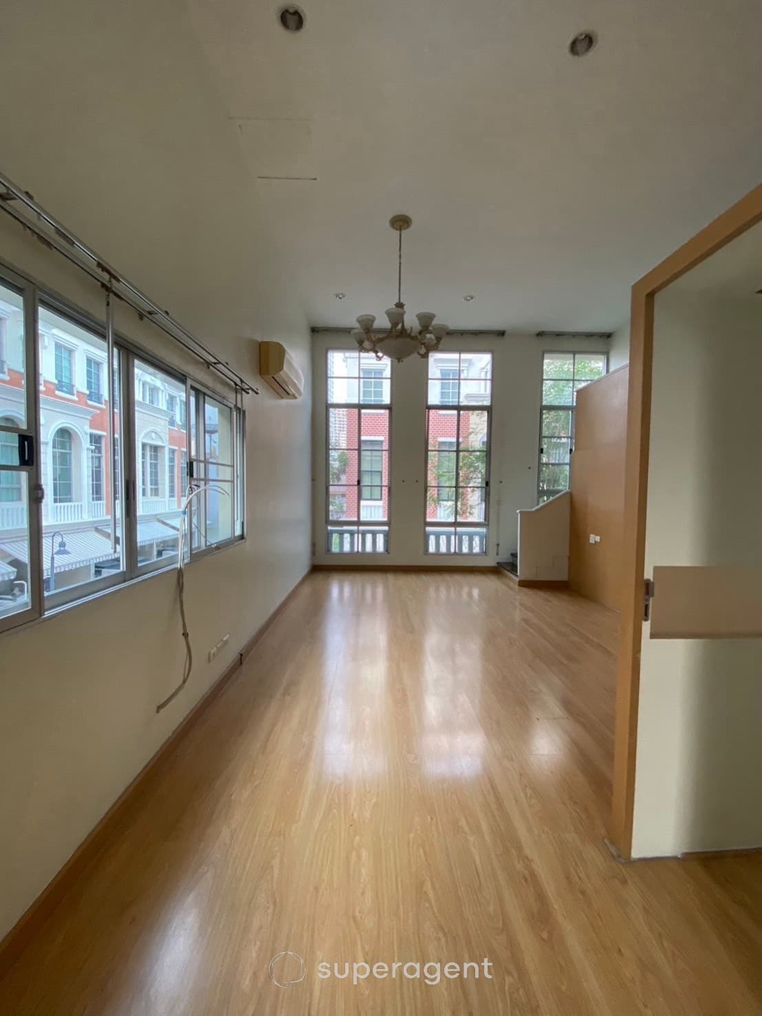 รูปทรัพย์