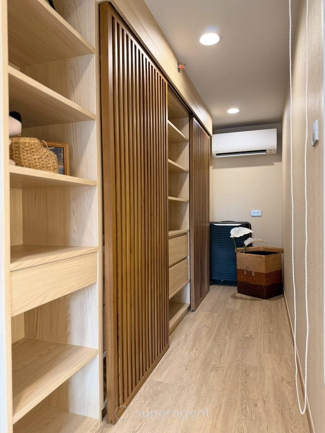 รูปทรัพย์