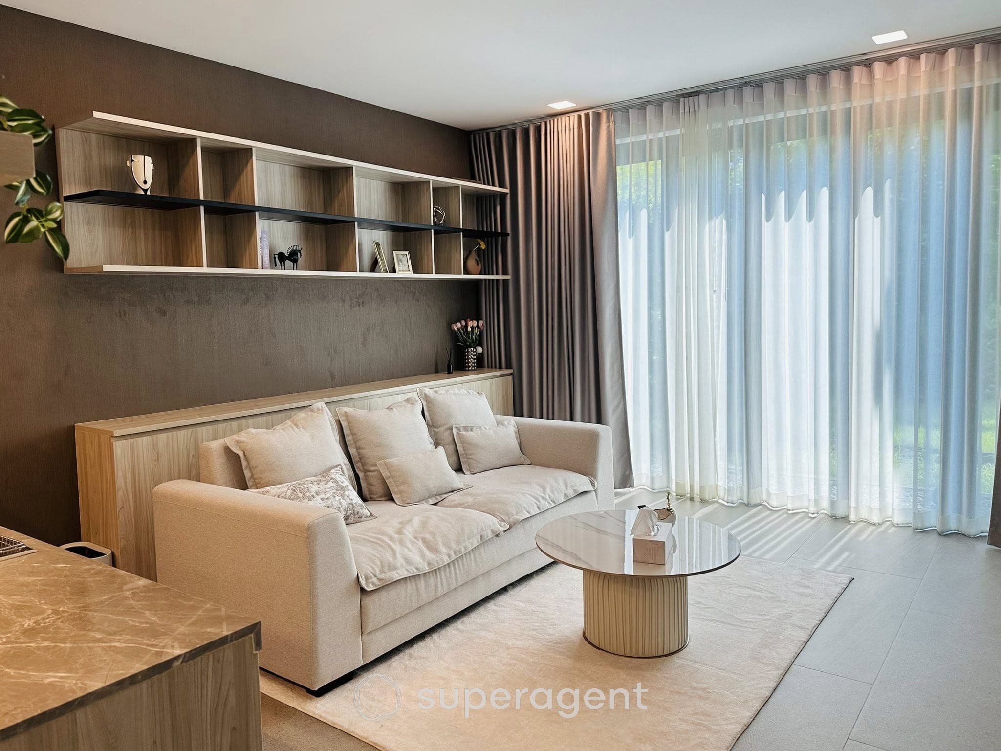 รูปทรัพย์