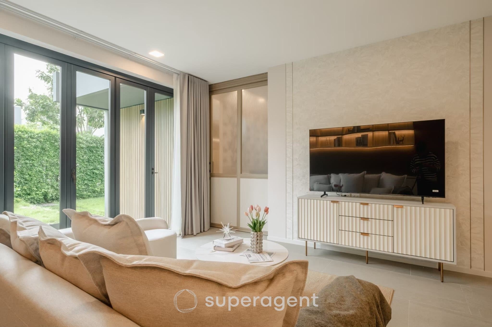 รูปทรัพย์