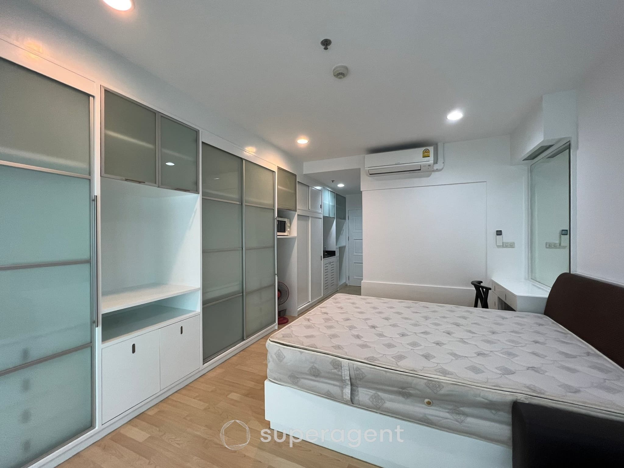 รูปทรัพย์