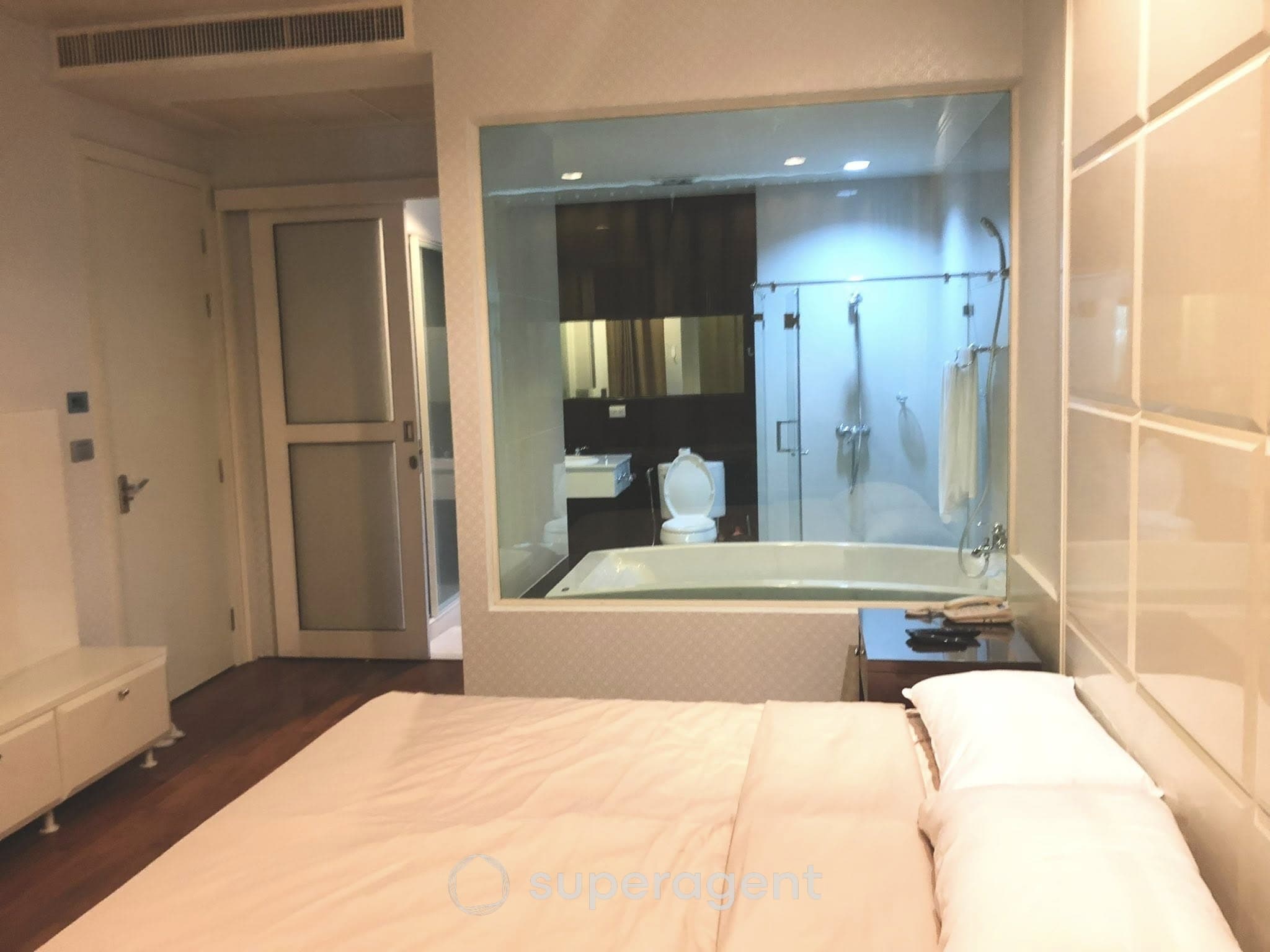 รูปทรัพย์