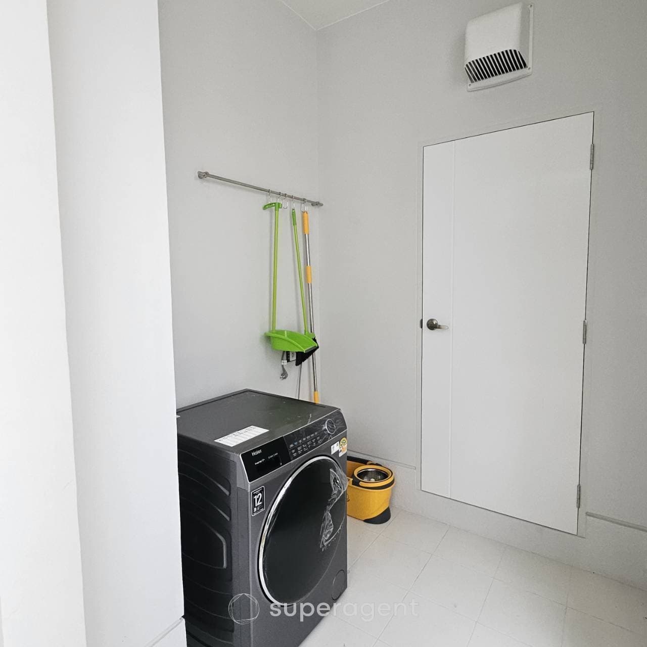 รูปทรัพย์