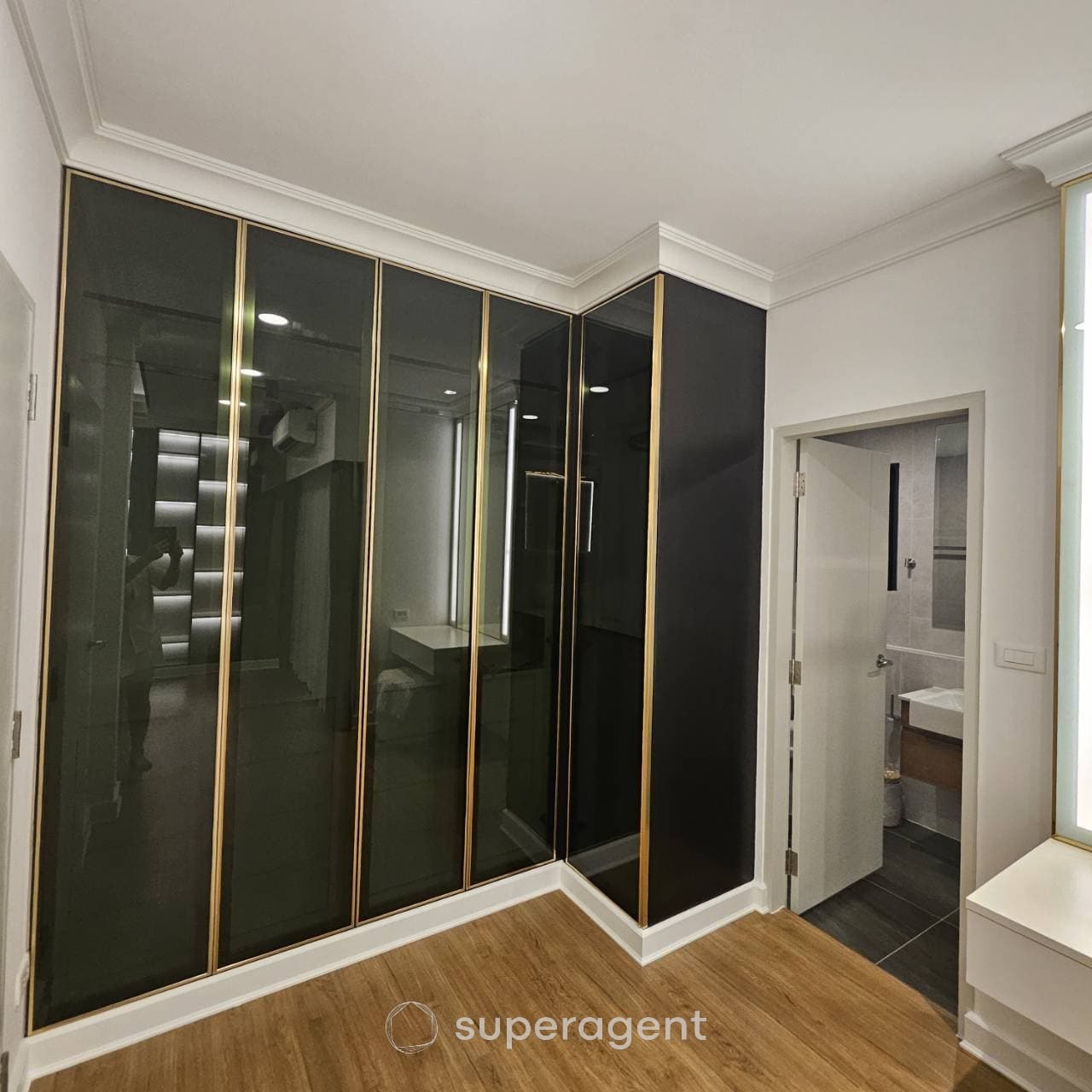 รูปทรัพย์