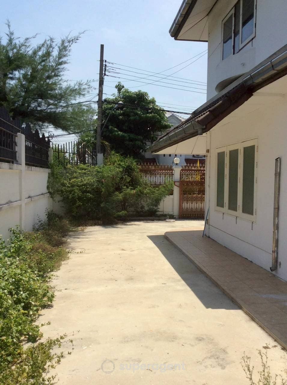 รูปทรัพย์