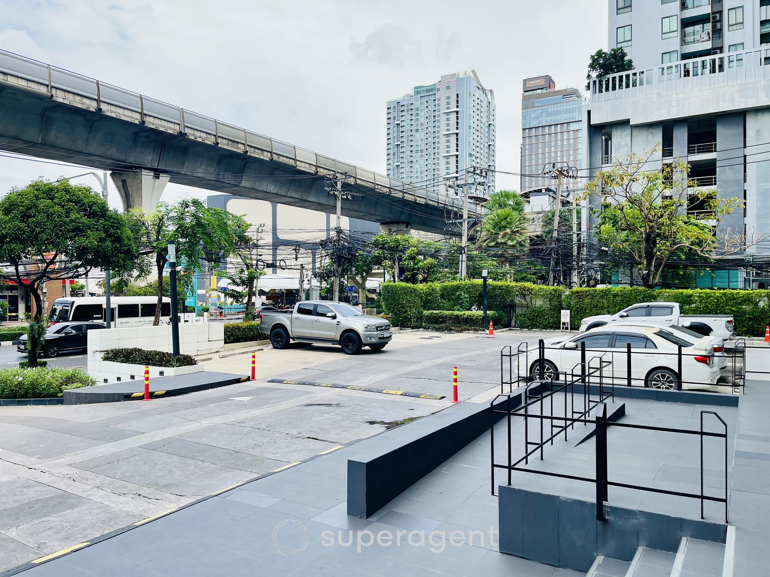 รูปทรัพย์