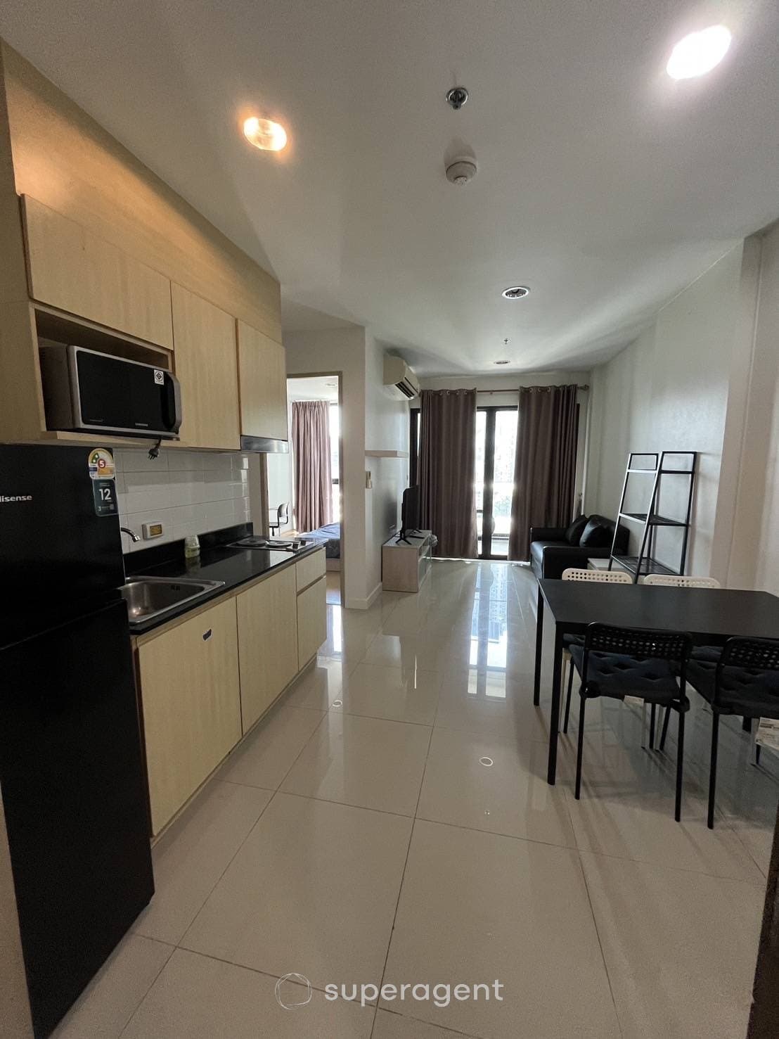 2 Bed condo in Ideo Ratchada-Huaykwang Condominium Khwaeng Huai Khwang for rent
