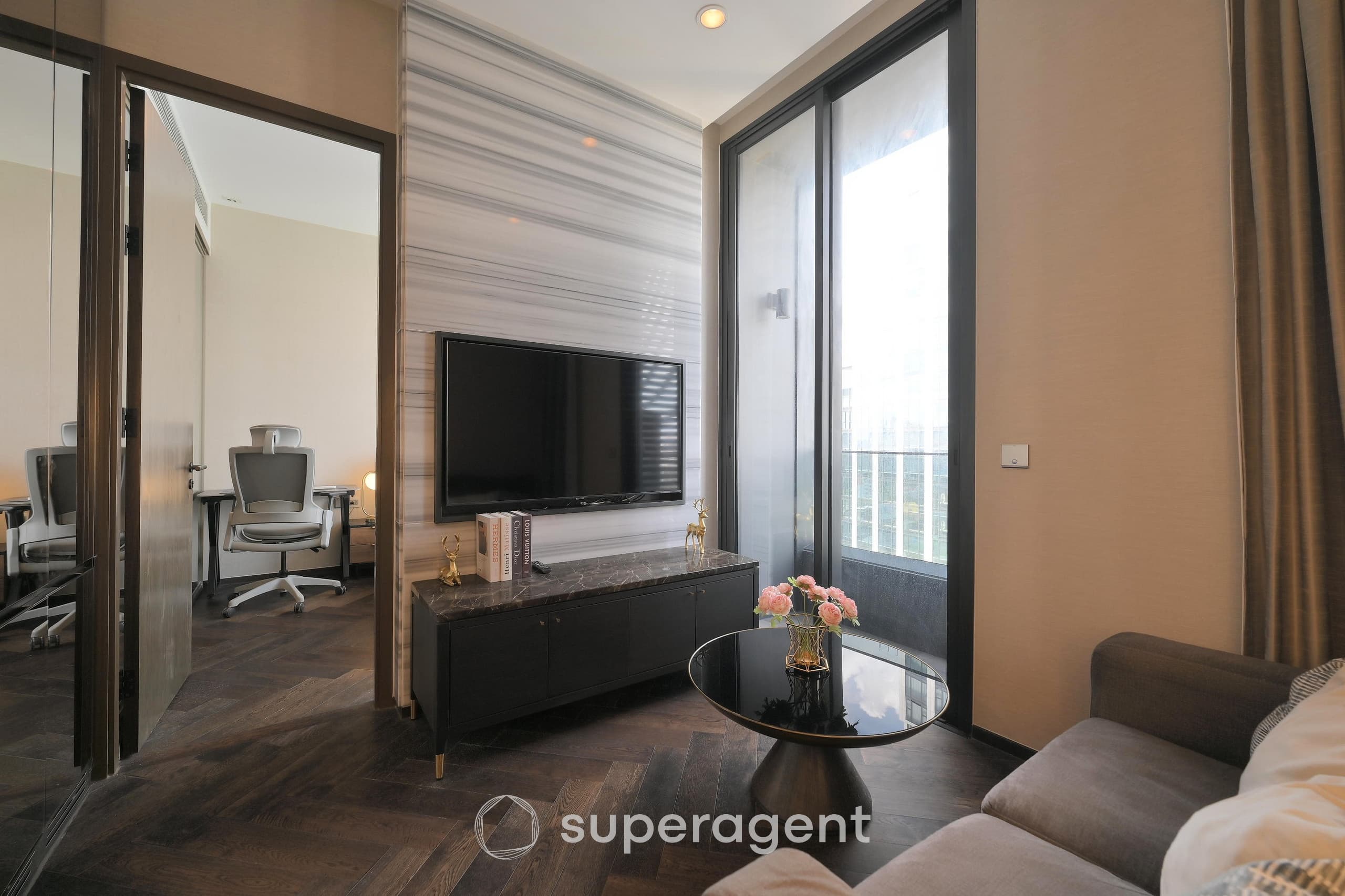 The Esse Sukhumvit 36 Move-in Ready, Just Bring Your Stuff