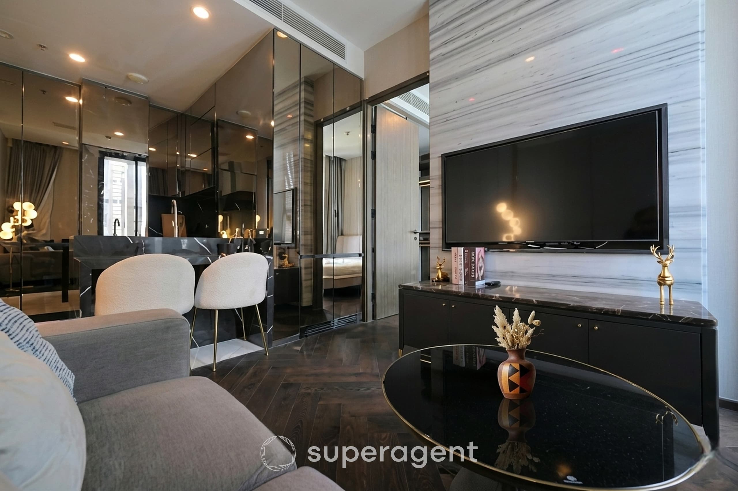 The Esse Sukhumvit 36 Hurry to book!! Limited quantity
