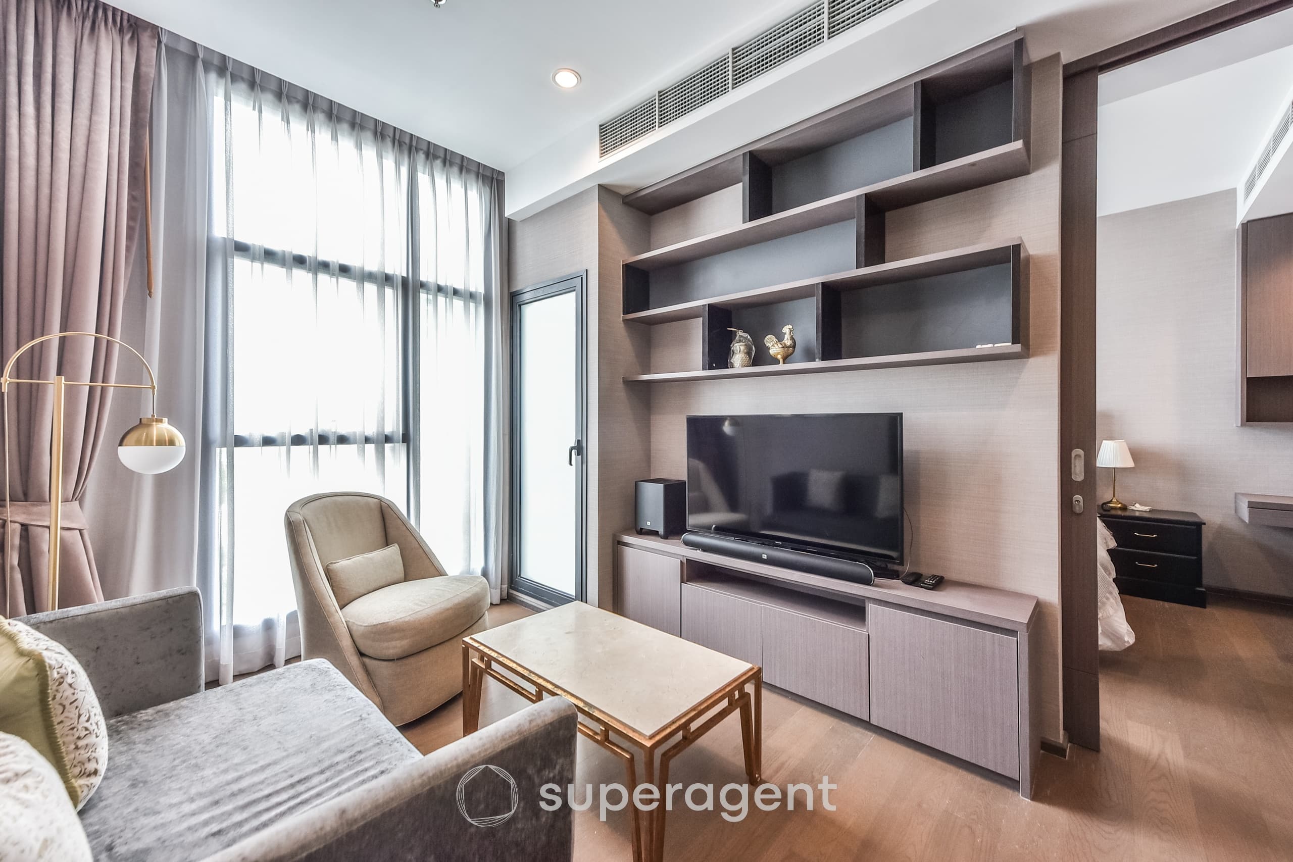 Special price, limited quantity The Diplomat Sathorn near BTS Surasak