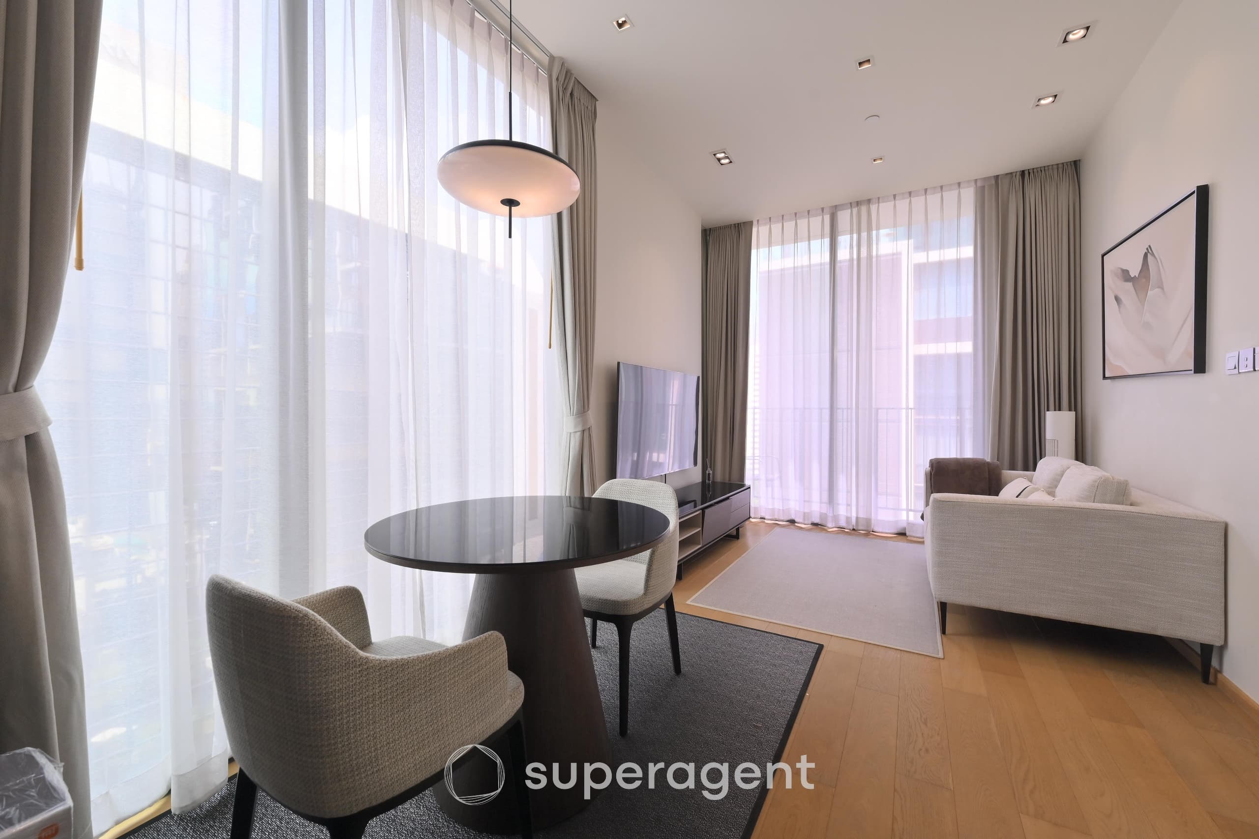 28 Chidlom near BTS Chit Lom Location Near Employment, Surrounded by Lifestyles 2