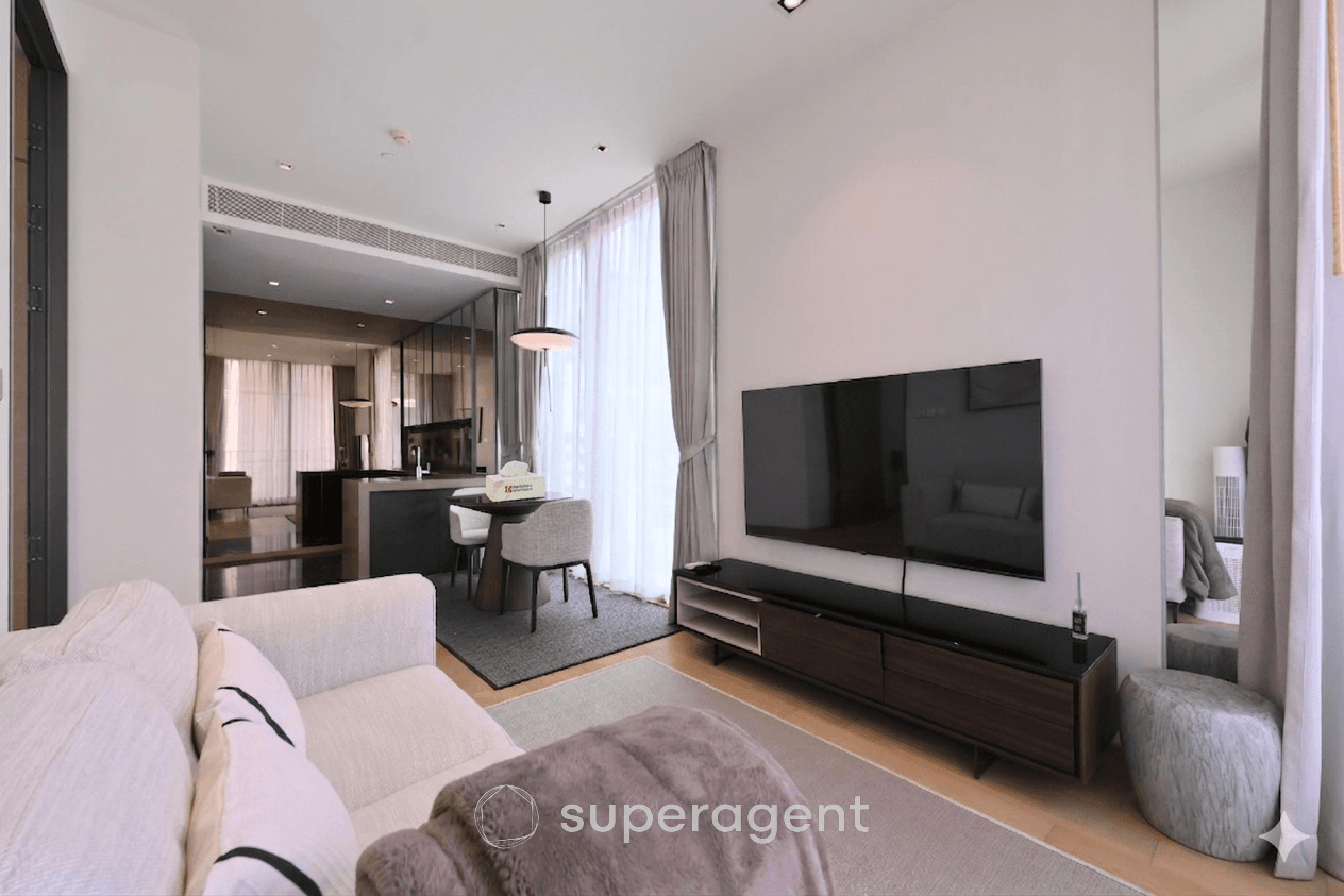 28 Chidlom near BTS Chit Lom Location Near Employment, Surrounded by Lifestyles