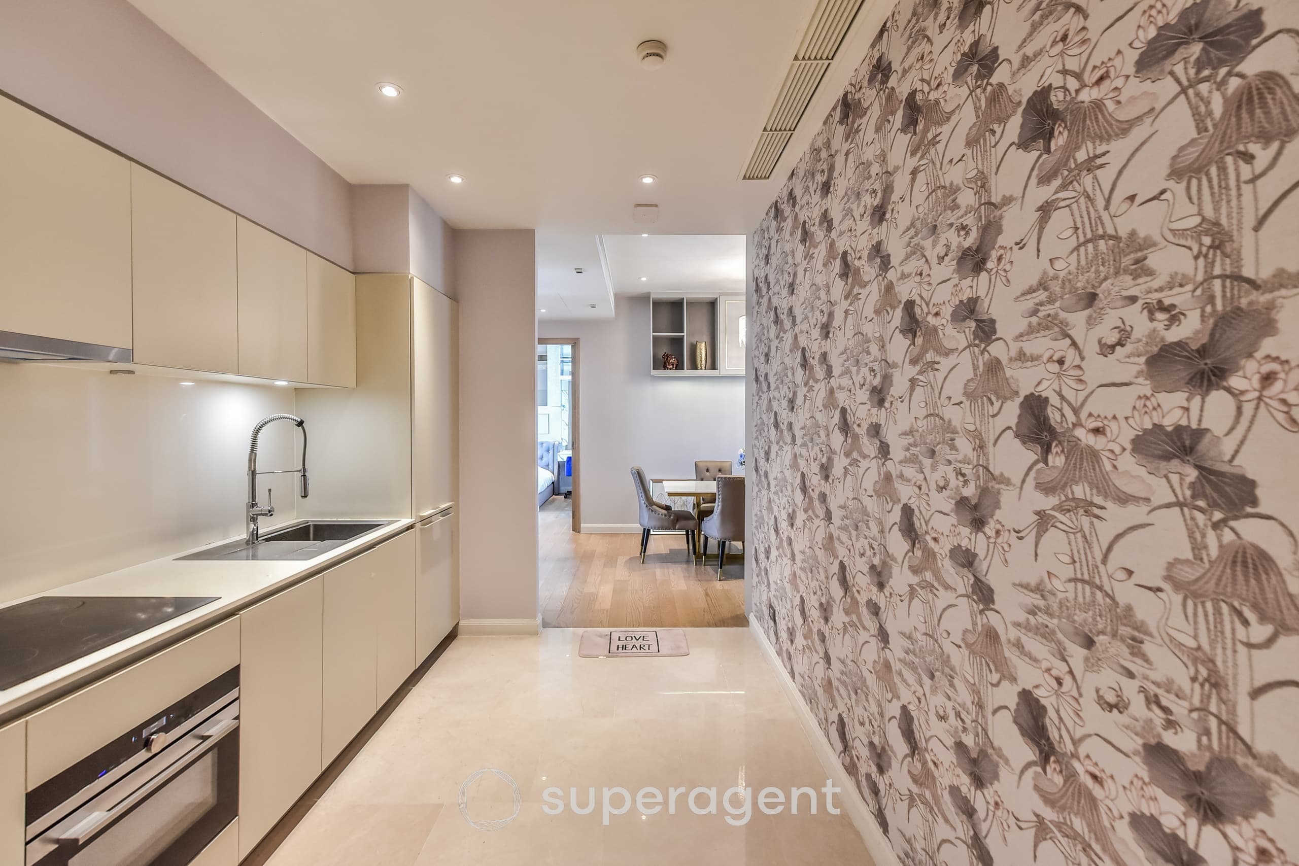 Magnolias Waterfront Residences @ ICONSIAM Luxuriously Elevated Unit