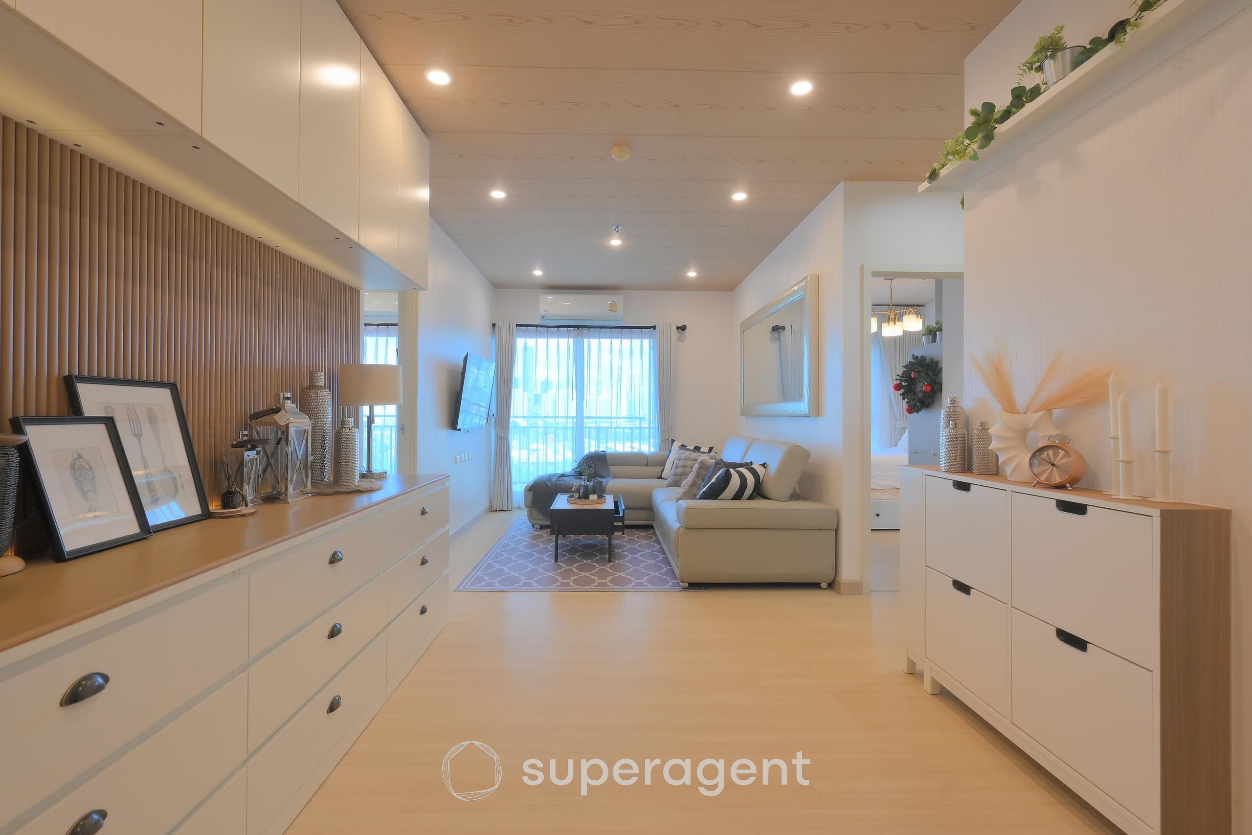 Premium Unit Close to All Conveniences Supalai Veranda Rama9