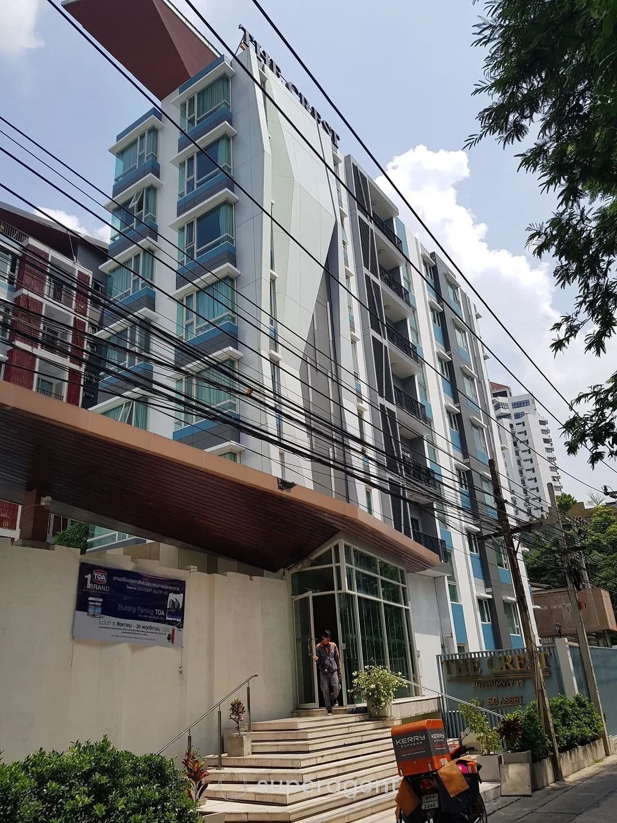 The Crest Sukhumvit 49 — โครงการคอนโด