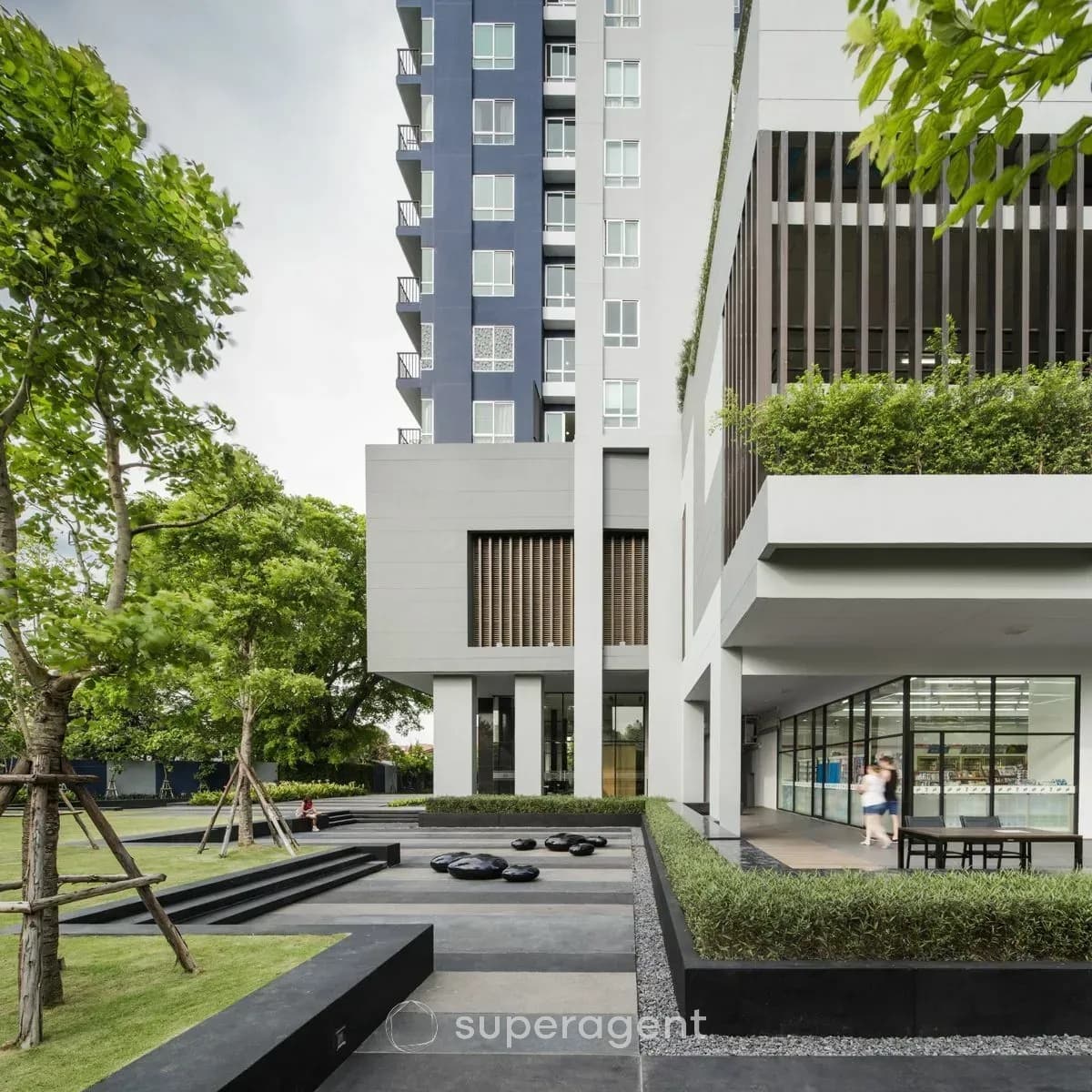 The Base Sukhumvit 77 — โครงการคอนโด