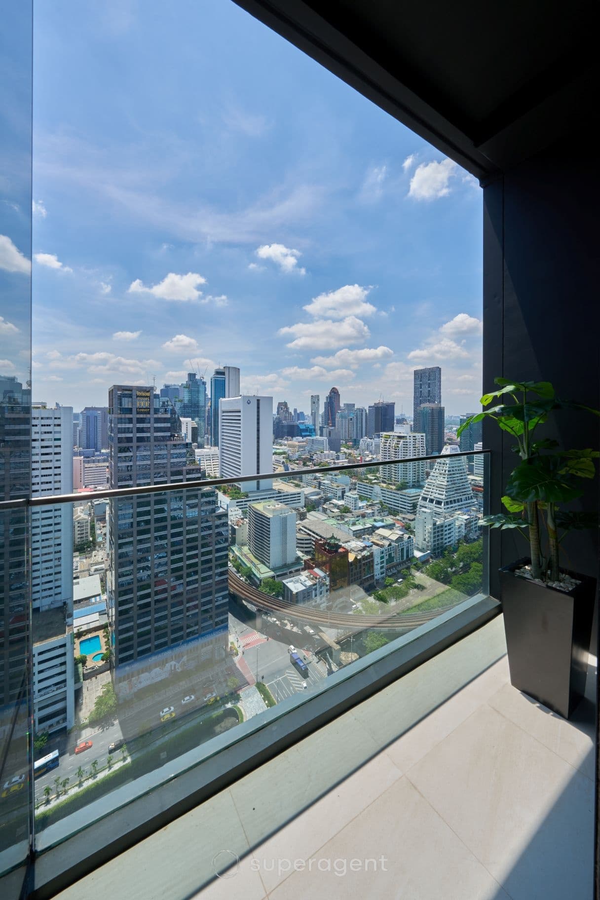 รูปทรัพย์